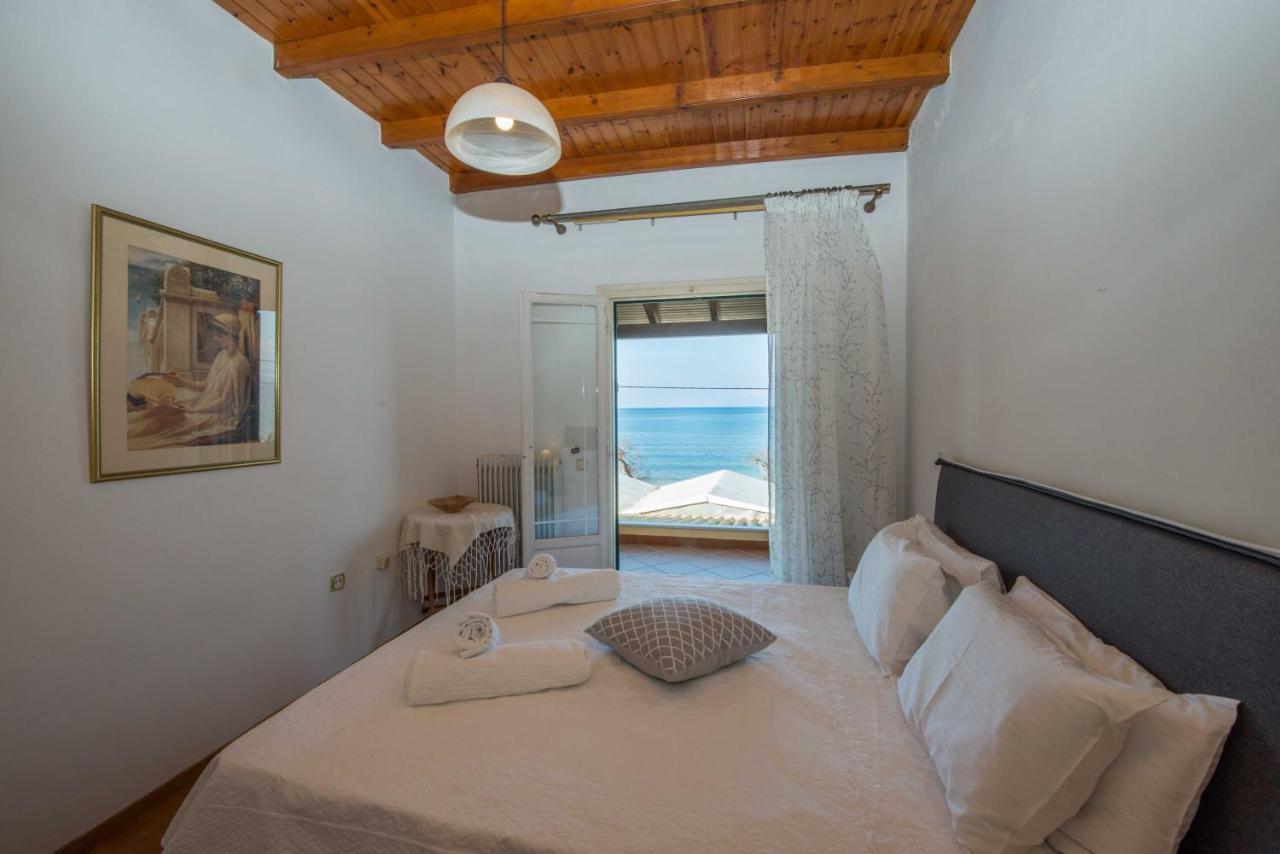 Frosos Beachfront Maisonette Acharavi Acharavi  Exterior photo